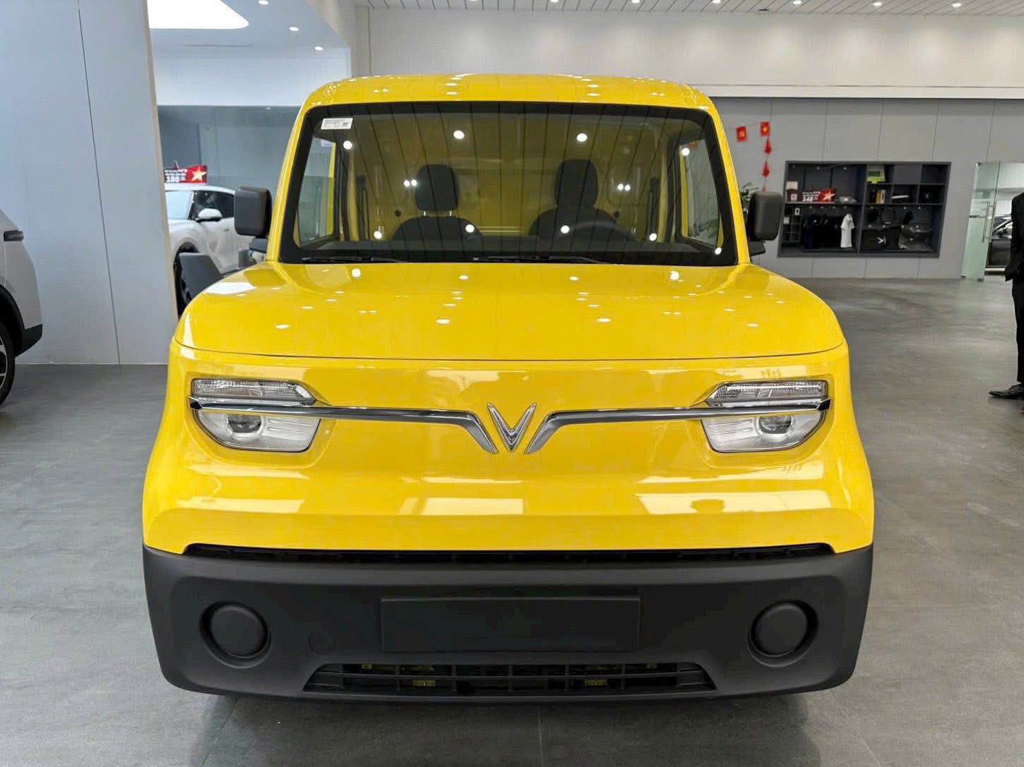 Xe Vinfast EC VAN tại Vinfast Thăng Long