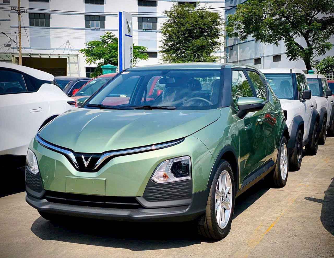 Sản phẩm xe ô tô Vinfast VF 3 tại Vinfast Thăng Long